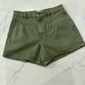 Universal Thread Jean Shorts High rise midi shorts green sz 6 28